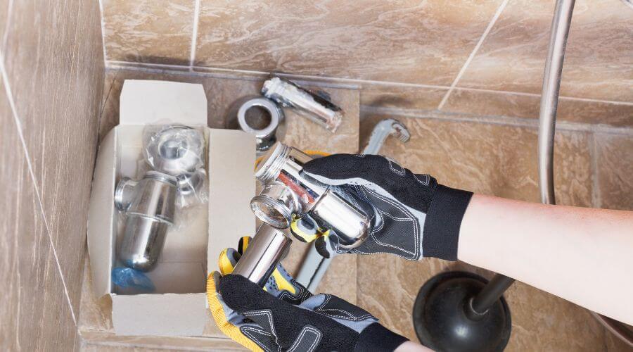 Expert Emergency Roof Repairs services in Mount Clemens, MI